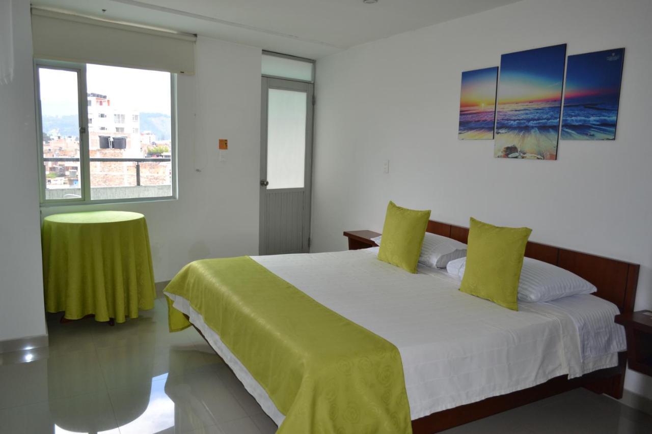 Hotel Milan Дуитама Екстериор снимка