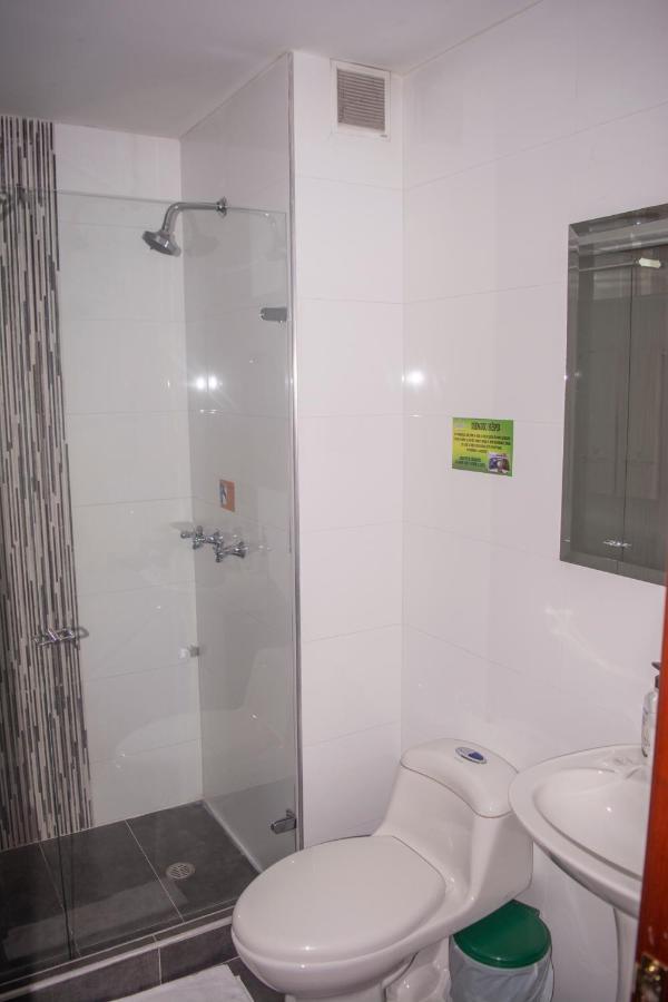 Hotel Milan Дуитама Екстериор снимка