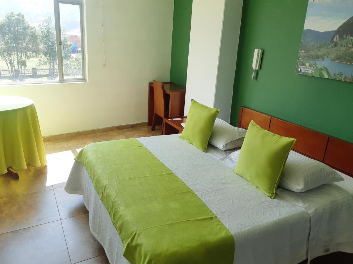 Hotel Milan Дуитама Екстериор снимка